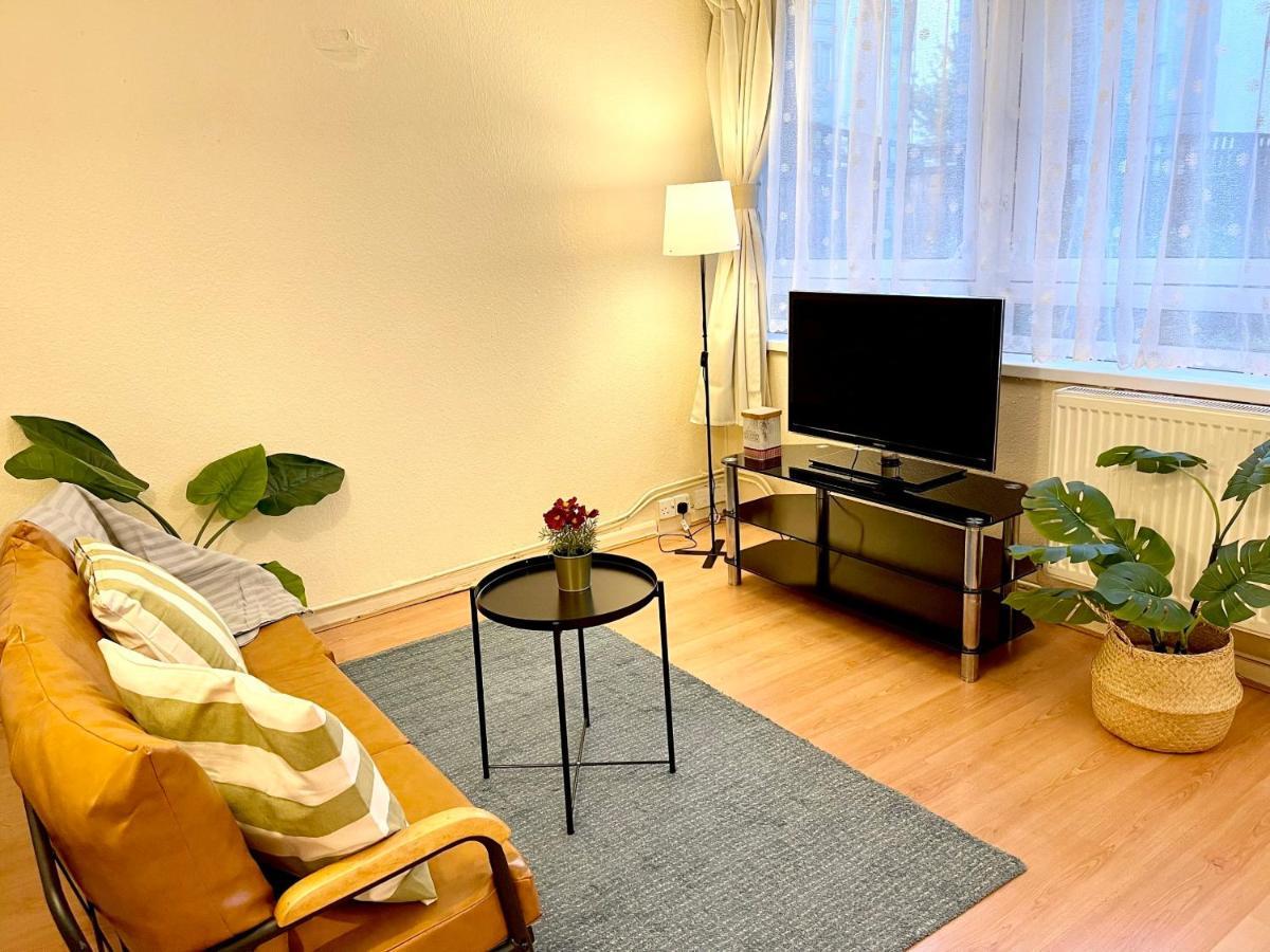 3Br Central London Close Station Buitenkant foto